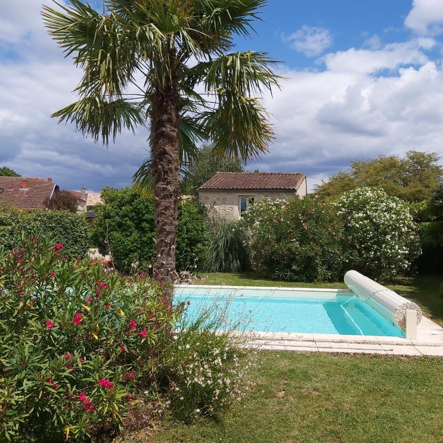 Chambres D'Hotes Du Domaine De Lansac Lansac  ภายนอก รูปภาพ