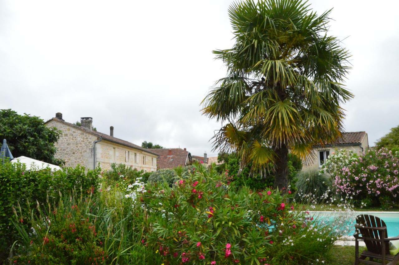 Chambres D'Hotes Du Domaine De Lansac Lansac  ภายนอก รูปภาพ
