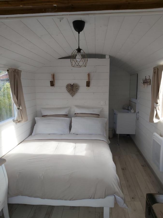 Chambres D'Hotes Du Domaine De Lansac Lansac  ภายนอก รูปภาพ